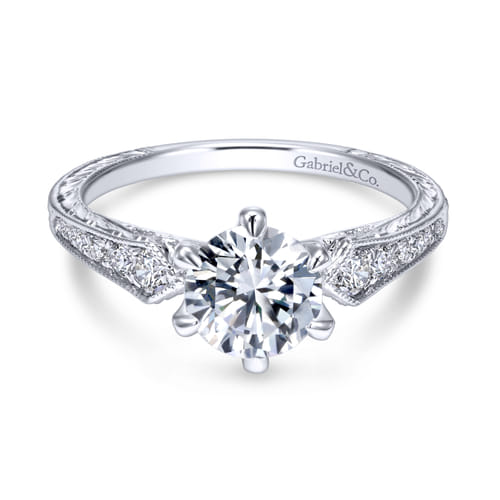 18K White Gold Round Diamond Engagement Ring
