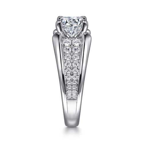 18K White Gold Round Diamond Engagement Ring