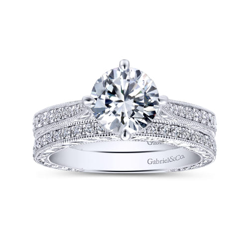 18K White Gold Round Diamond Engagement Ring