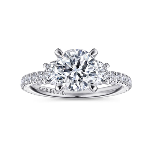 18K White Gold Round Diamond Engagement Ring