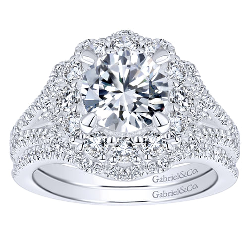 18K White Gold Round Diamond Engagement Ring