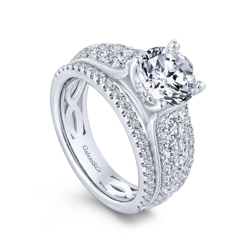 18K White Gold Round Diamond Engagement Ring