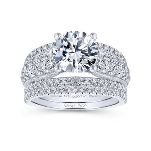 18K White Gold Round Diamond Engagement Ring