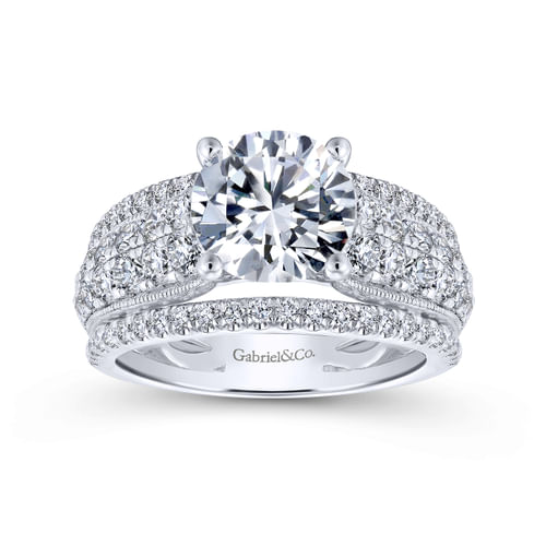 18K White Gold Round Diamond Engagement Ring