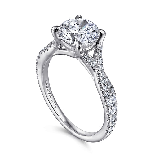 18K White Gold Round Diamond Engagement Ring