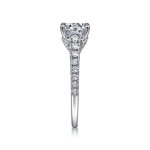 18K White Gold Round Diamond Engagement Ring