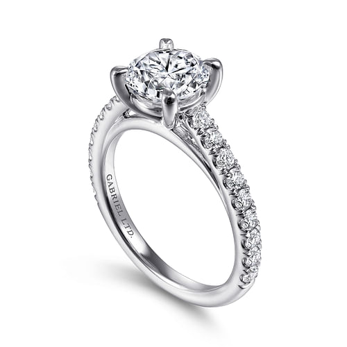 18K White Gold Round Diamond Engagement Ring