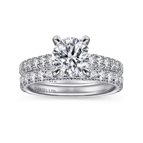 18K White Gold Round Diamond Engagement Ring