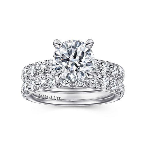 18K White Gold Round Diamond Engagement Ring