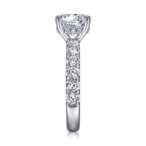 18K White Gold Round Diamond Engagement Ring