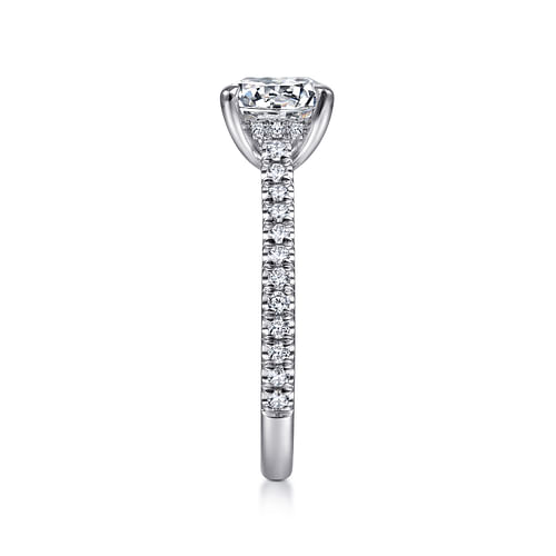 18K White Gold Round Diamond Engagement Ring
