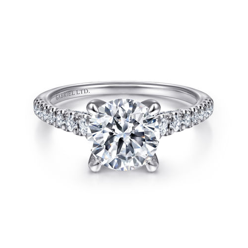 18K White Gold Round Diamond Engagement Ring