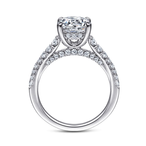 18K White Gold Round Diamond Engagement Ring