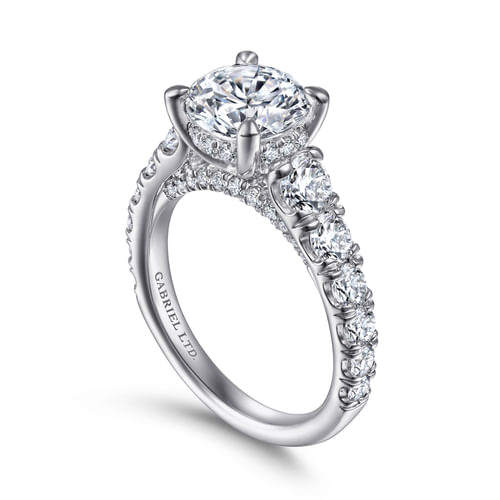 18K White Gold Round Diamond Engagement Ring