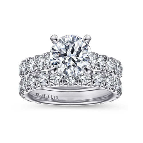 18K White Gold Round Diamond Engagement Ring