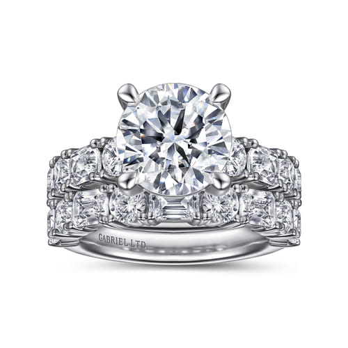 18K White Gold Round Diamond Engagement Ring