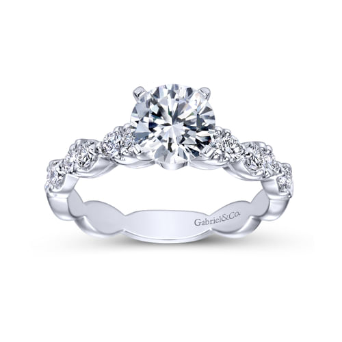 18K White Gold Round Diamond Engagement Ring