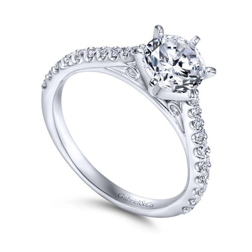 18K White Gold Round Diamond Engagement Ring