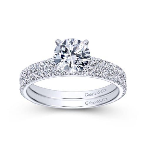 18K White Gold Round Diamond Engagement Ring