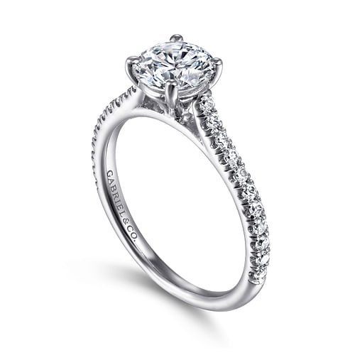 18K White Gold Round Diamond Engagement Ring