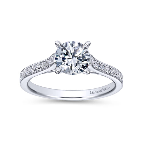 18K White Gold Round Diamond Engagement Ring