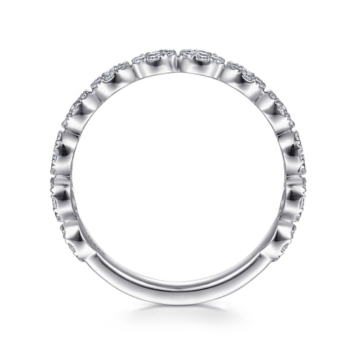 18K White Gold Round Diamond Pavé Cluster Stackable Ring