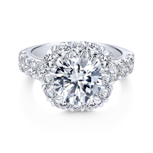 18K White Gold Round Halo Diamond Engagement Ring