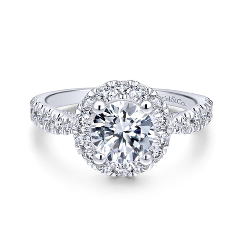18K White Gold Round Halo Diamond Engagement Ring
