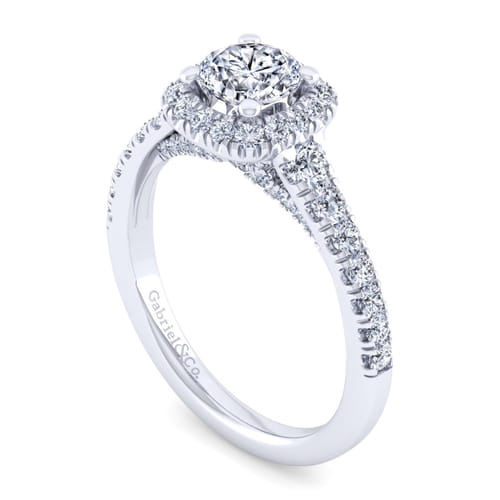 18K White Gold Round Halo Diamond Engagement Ring