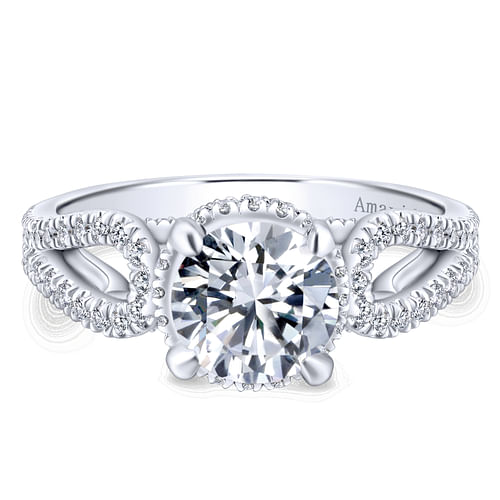 18K White Gold Round Halo Diamond Engagement Ring