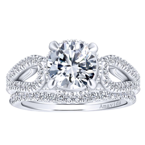 18K White Gold Round Halo Diamond Engagement Ring