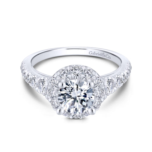 18K White Gold Round Halo Diamond Engagement Ring