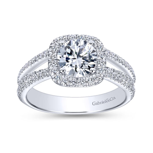 18K White Gold Round Halo Diamond Engagement Ring