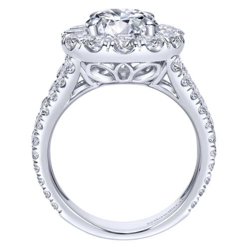 18K White Gold Round Halo Diamond Engagement Ring