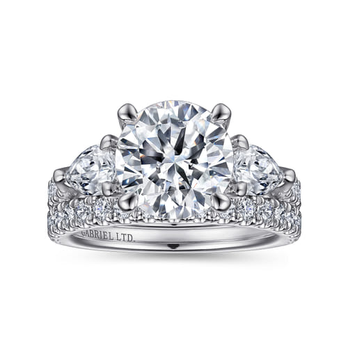 18K White Gold Round Three Stone Diamond Engagement Ring