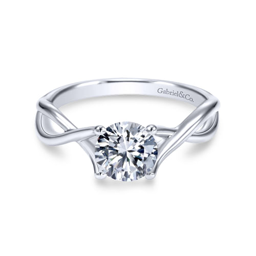 18K White Gold Round Twisted Diamond Engagement Ring