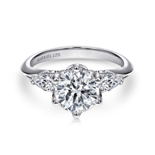 18K White Gold Three Stone Round Diamond Engagement Ring