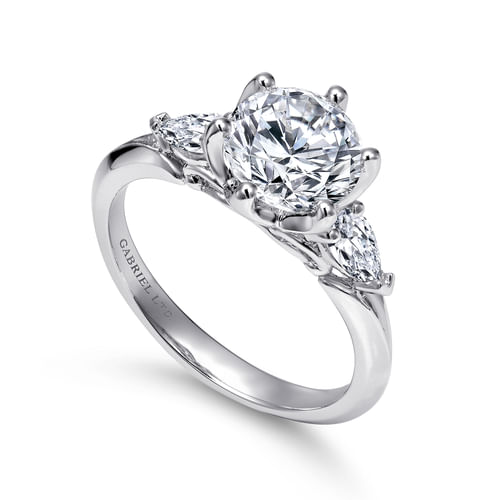 18K White Gold Three Stone Round Diamond Engagement Ring