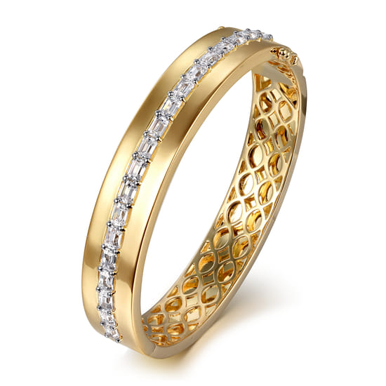 18K Yellow Gold Diamond Bangle angle 2