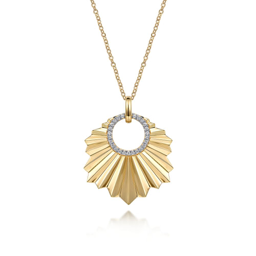 18K Yellow Gold Diamond Necklace With Diamond Cut Texture In Leaf Shape 