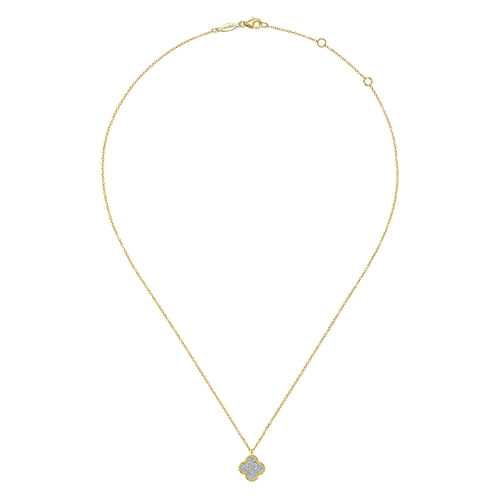18K Yellow Gold Diamond Pendant Necklace