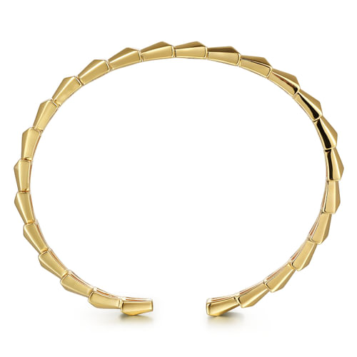 18K Yellow Gold Geometric Open Bangle in size 6.5