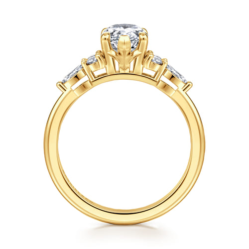 18K Yellow Gold Pear Shape Diamond Cluster Engagement Ring 18K Yellow Gold Pear Shape Diamond Cluster Engagement Ring