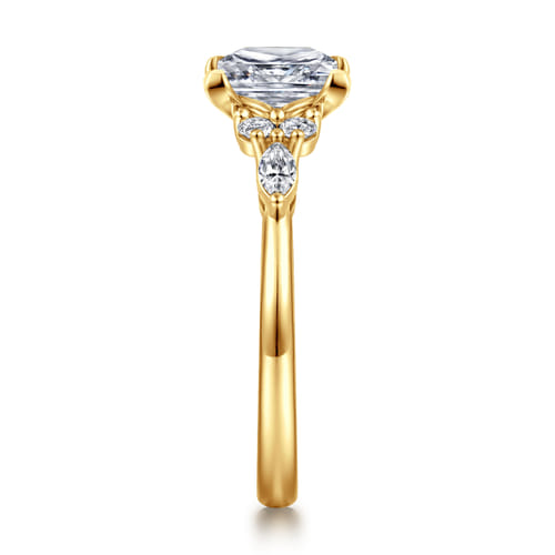 18K Yellow Gold Princess Cut Diamond Cluster Engagement Ring