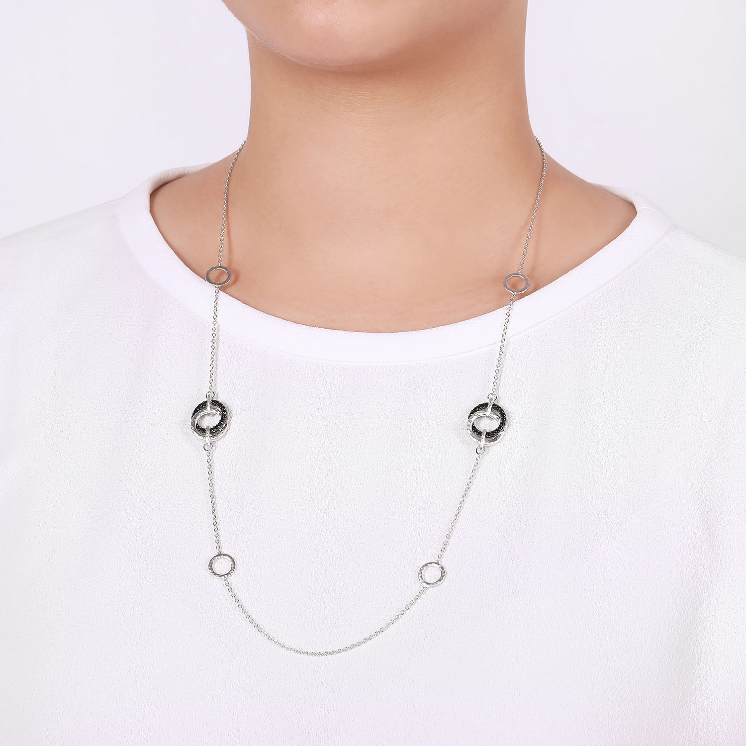 25 inch 925 Sterling Silver Necklace with Black Spinel and Hammered Circle Stations