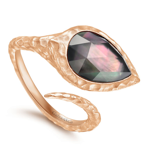 925 Silver Rose Plated Hammered Split Ring with Pear Rock Crystal/Black Pearl Stone