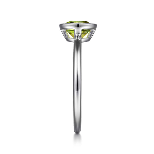 925 Sterling Silver Bezel Set Peridot Solitaire Ring