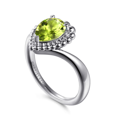 925 Sterling Silver Bujukan Peridot Chevron Ring 925 Sterling Silver Bujukan Peridot Chevron Ring
