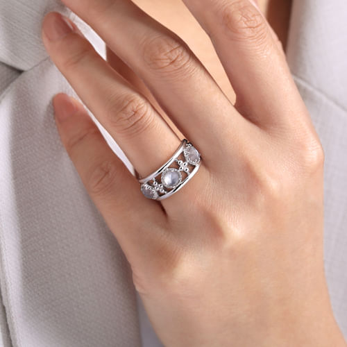 925 Sterling Silver Bujukan Rock Crystal and White Mother of Pearl Station Ring