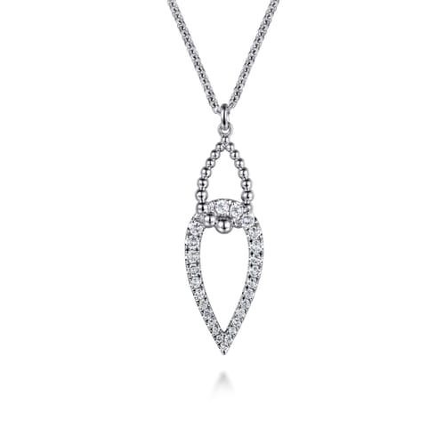 925 Sterling Silver Bujukan and White Sapphire Interlocking Pendant Necklace 925 Sterling Silver Bujukan and White Sapphire Interlocking Pendant Necklace